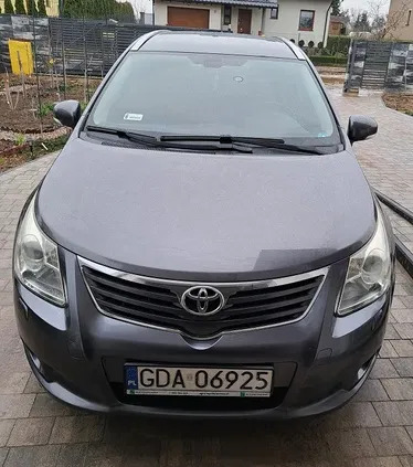 pomorskie Toyota Avensis cena 16800 przebieg: 323300, rok produkcji 2009 z Ząbki